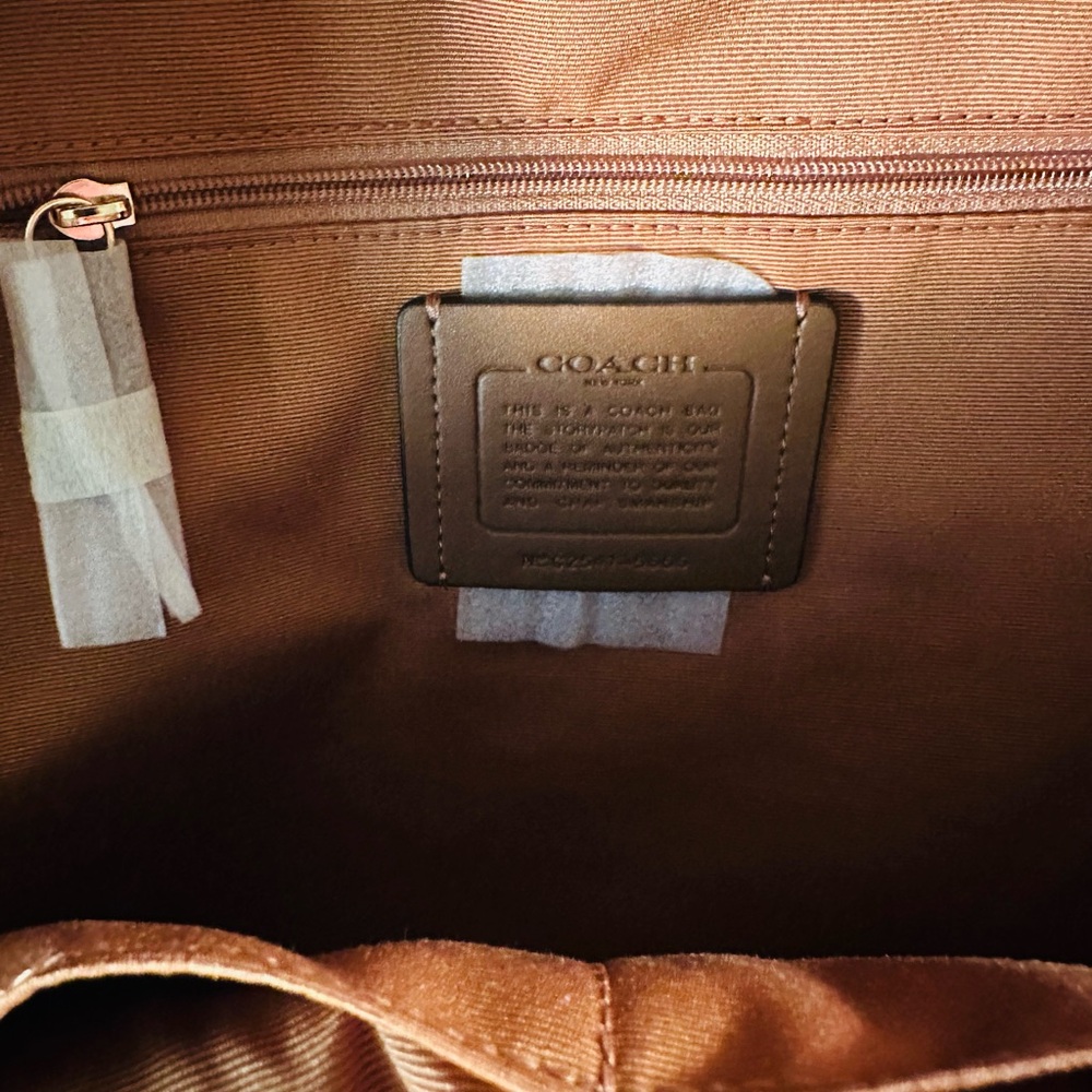 Coach Black and White Backpack with Minimalist Design - Picture 7 of 7